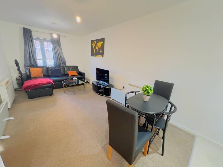 Starview Apartment-Vitoria Lexden Экстерьер фото